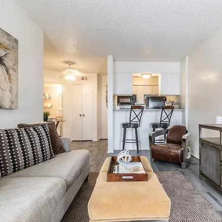 Cozy North Dallas One Bedroom Stay
